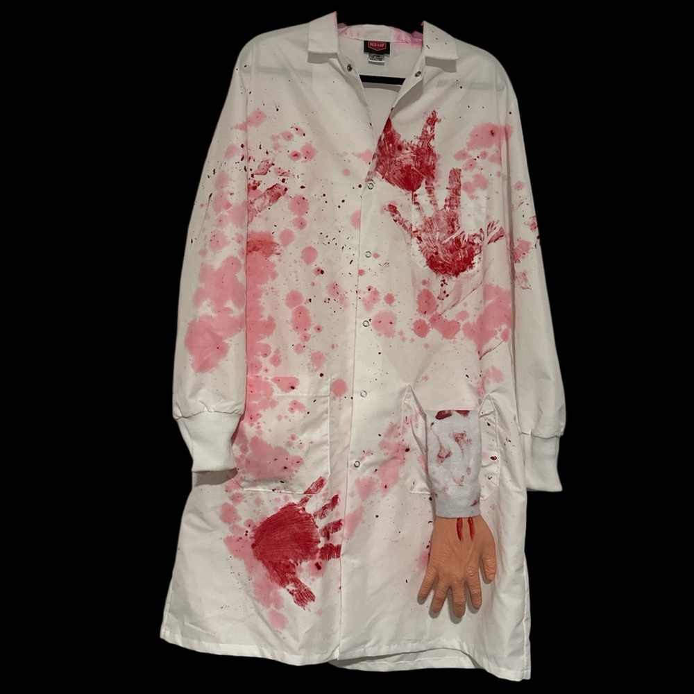 Halloween Bloody Surgeon Costume Red Kap Lab Coat Sz M with Severed Hand Prop